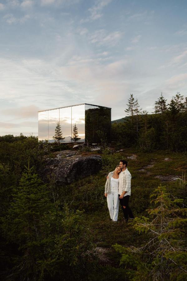 Wonderinn Arctic Utstrand Extérieur photo